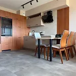 Huberta Hendera 아파트 *