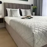 Huberta Hendera 아파트 옐레니아구라