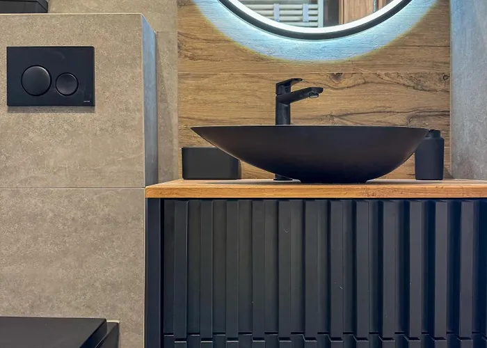 Huberta Hendera 아파트 옐레니아구라